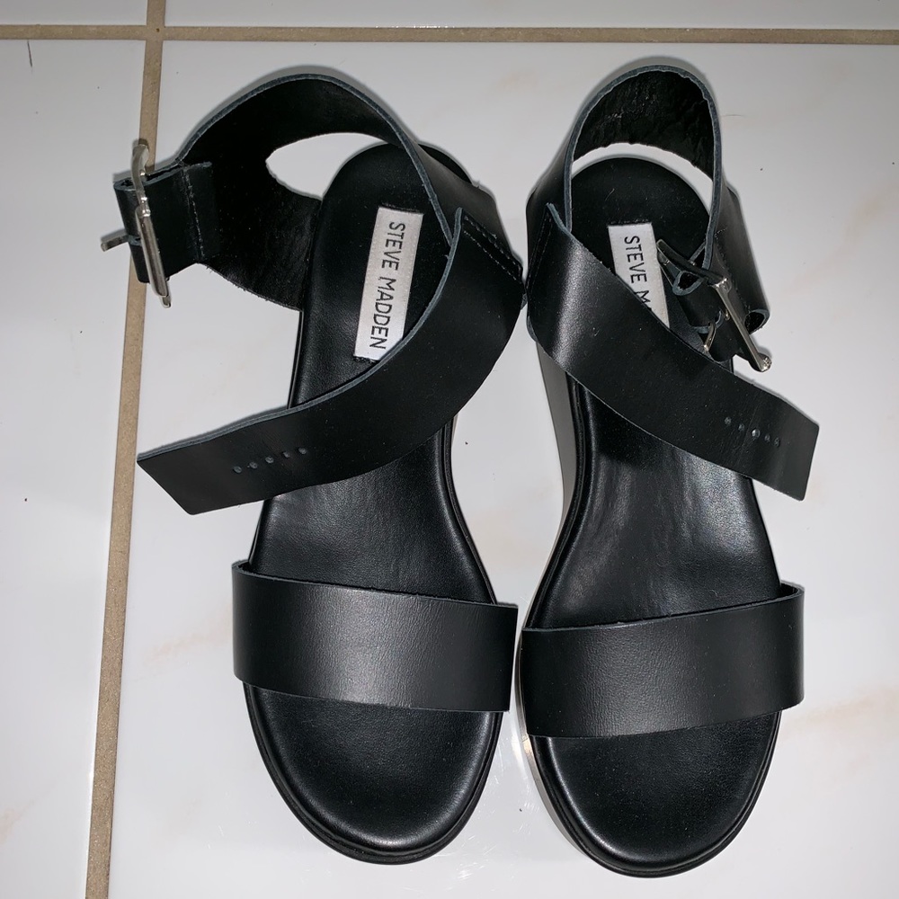 Steve Madden Black Platform Sandals